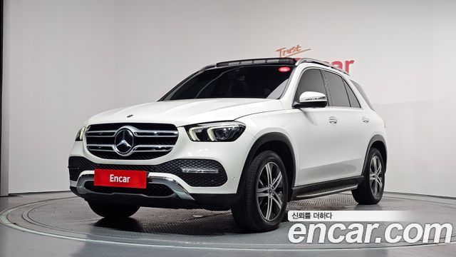 Mercedes-Benz GLE-Class GLE300d 4MATIC — пробег 94 484 км — фото 1 из 5