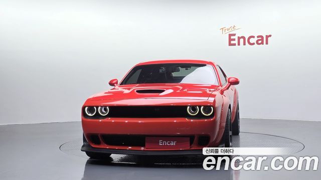 Dodge Challenger 6.4 — пробег 26 094 км — фото 3 из 5