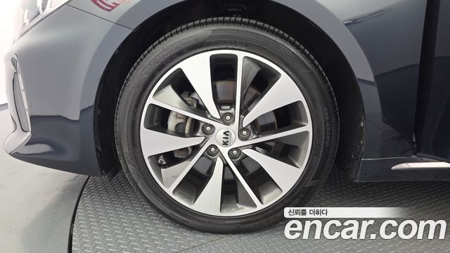 Kia K5 из Кореи Encar