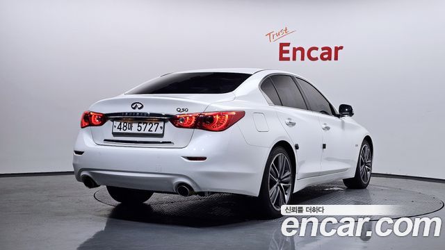 Infiniti Q50 из Кореи Encar