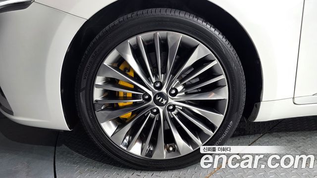 Kia K7 из Кореи Encar