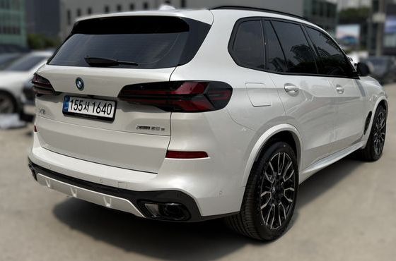 BMW X5 xDrive 50e M Sport — пробег 1 500 км — фото 2 из 5