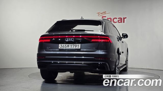 Audi Q8 55 TFSI Quattro Premium — пробег 137 491 км — фото 4 из 5