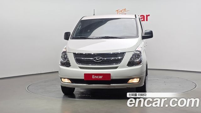 Hyundai Starex 3-Seater LPi VAN CVX Luxury — пробег 257 014 км — фото 3 из 5