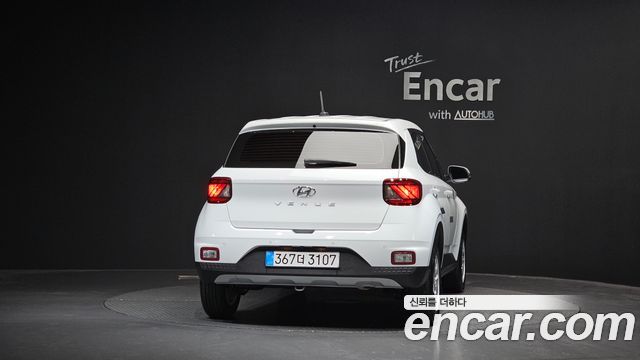 Hyundai Venue из Кореи Encar