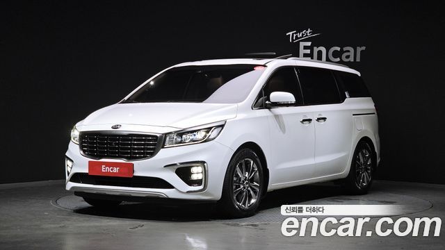 Kia Carnival 9-Seater Noblesse Special — пробег 236 355 км — фото 1 из 5