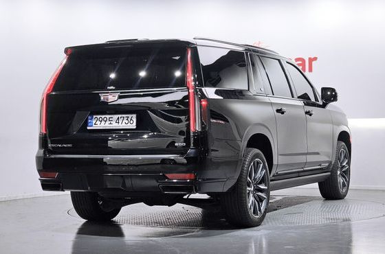 Cadillac Escalade 6.2 ESV ESV Sports Platinum — пробег 53 873 км — фото 2 из 5