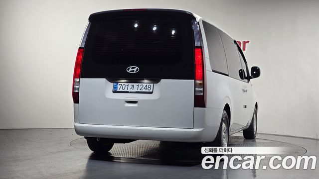 Hyundai Staria Tourer 11-Seater Smart — пробег 27 441 км — фото 4 из 5