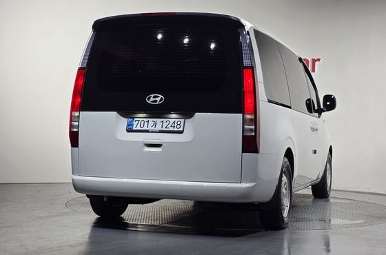 Hyundai Staria Tourer 11-Seater Smart — пробег 27 441 км — фото 4 из 5
