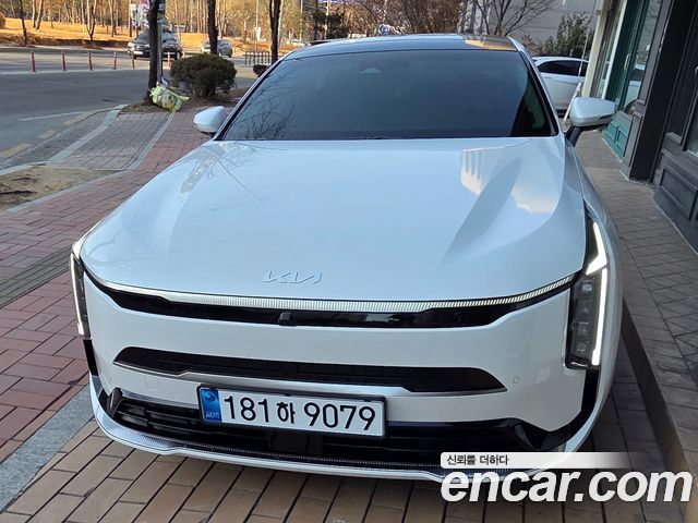 Kia K8 Signature — пробег 3 820 км — фото 1 из 5