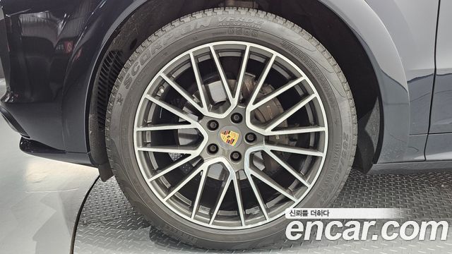 Porsche Cayenne 3.0 — пробег 75 412 км — фото 5 из 5