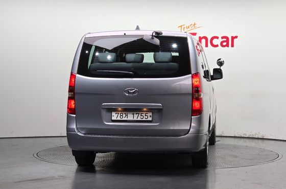 Hyundai Starex Wagon 12-Seater Smart — пробег 35 554 км — фото 4 из 5
