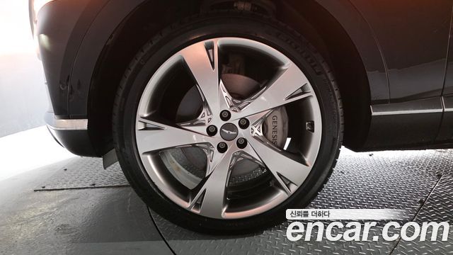 Genesis GV80 из Кореи Encar