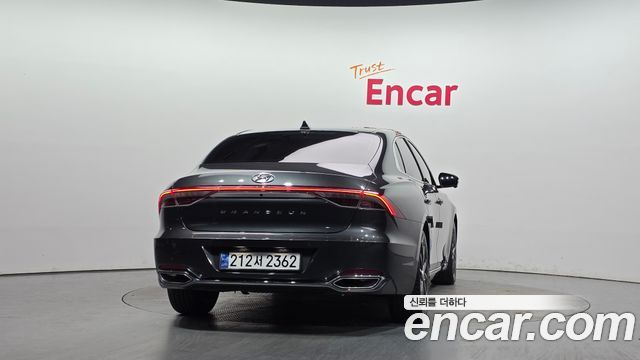 Hyundai Grandeur из Кореи Encar