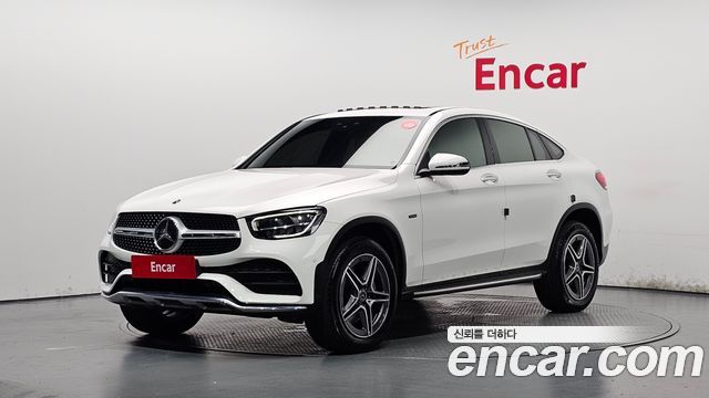 Mercedes-Benz GLC-Class GLC300e 4MATIC Coupe — пробег 80 323 км — фото 1 из 5