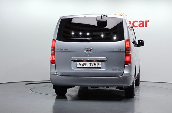 Hyundai Starex Van 5-Seater Smart — пробег 106 882 км — фото 4 из 5
