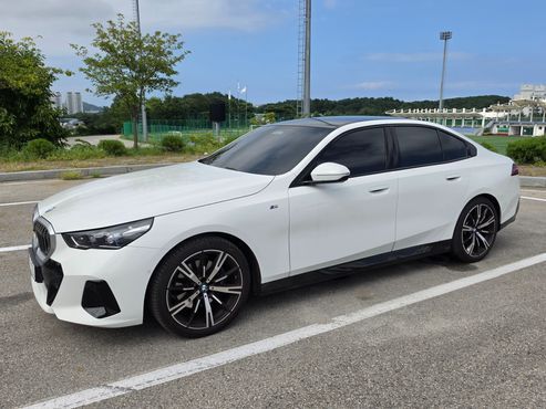 BMW 5-Series 530i xDrive M Sport — пробег 17 644 км — фото 3 из 5