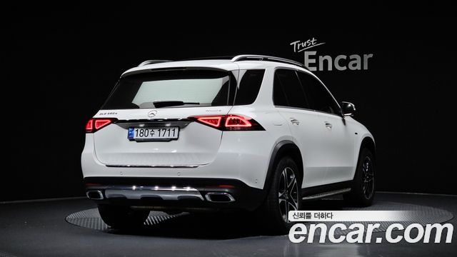 Mercedes-Benz GLE-Class GLE350e 4MATIC — пробег 99 059 км — фото 2 из 5
