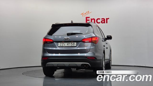Hyundai Santafe Diesel(e-VGT) 2.2 4WD Exclusive — пробег 170 514 км — фото 4 из 5