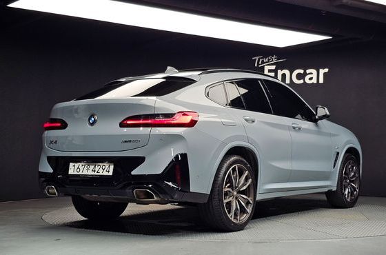 BMW X4 xDrive20i M Sport — пробег 14 349 км — фото 2 из 5