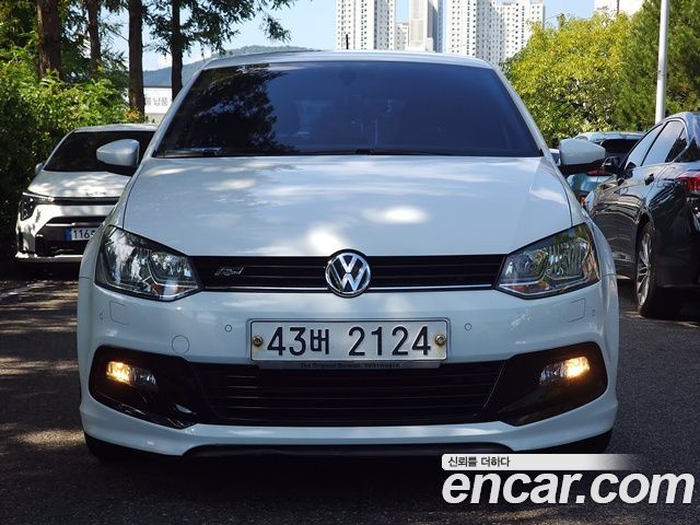 Volkswagen Polo 1.4 TDI R-Line 5th — пробег 81 877 км — фото 3 из 5