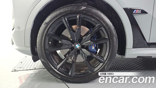 BMW X7 M60i xDrive M sport 6STR — пробег 32 160 км — фото 5 из 5