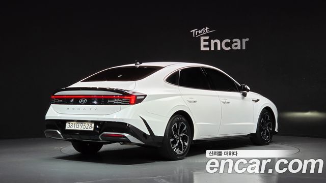 Hyundai Sonata 2.0 Exclusive — пробег 69 865 км — фото 2 из 5