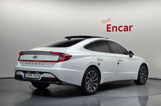 Hyundai Sonata 2.0 Inspiration — пробег 72 956 км — фото 2 из 5