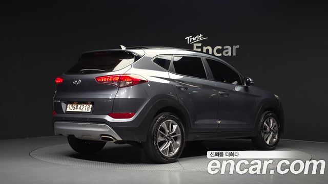Hyundai Tucson Diesel 1.7 2WD Smart — пробег 97 422 км — фото 2 из 5