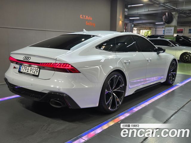 Audi RS7 4.0 TFSI Quattro — пробег 14 812 км — фото 2 из 5