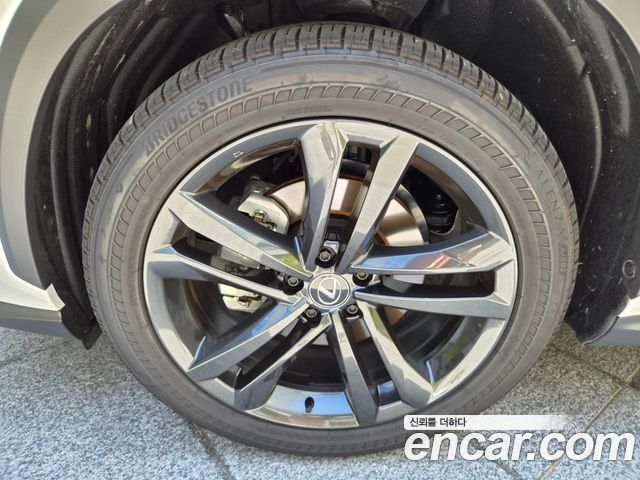 Lexus NX из Кореи Encar
