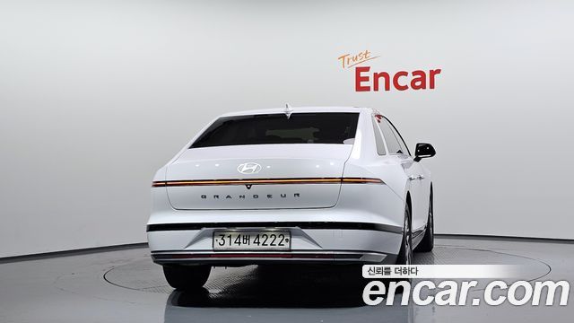 Hyundai Grandeur из Кореи Encar