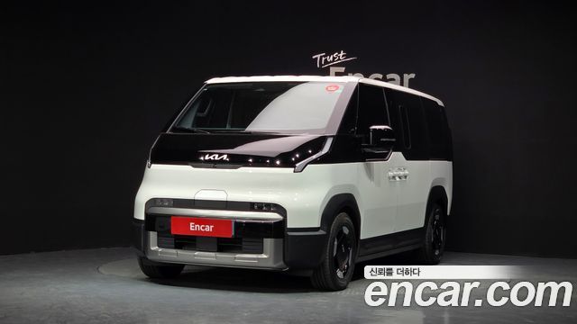 Kia PV5 Passenger 5 Seater Plus — пробег 2 421 км — фото 1 из 5