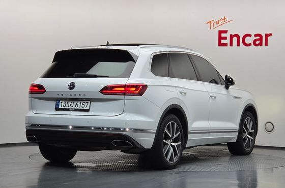 Volkswagen Touareg 3.0 TDI Prestige — пробег 147 846 км — фото 2 из 5