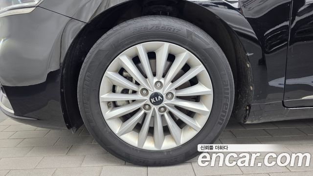 Kia K7 из Кореи Encar