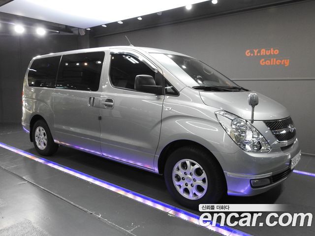Hyundai Starex 3-Seater LPi VAN CVX Luxury — пробег 95 000 км — фото 3 из 5