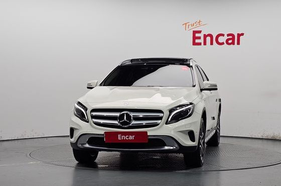 Mercedes-Benz GLA-Class GLA200d 4MATIC Activity Edition — пробег 62 831 км — фото 3 из 5