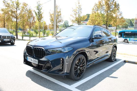 BMW X6 xDrive40d M Sport Online Exclusive — пробег 4 001 км — фото 1 из 5