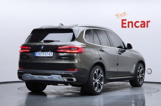 BMW X5 xDrive 30d xLine — пробег 46 043 км — фото 2 из 5