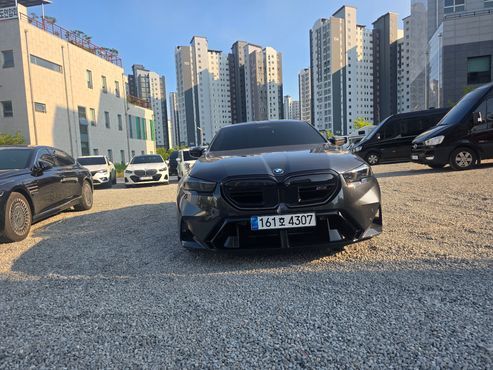 BMW M5 M5 Sedan — пробег 3 900 км — фото 1 из 5