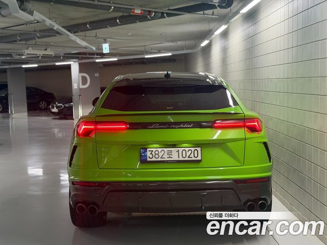 Lamborghini Urus 4.0 V8 — пробег 39 000 км — фото 4 из 5