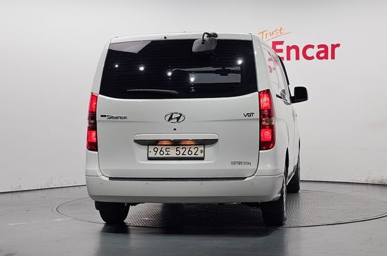 Hyundai Starex Van 3-Seater Smart — пробег 77 854 км — фото 4 из 5