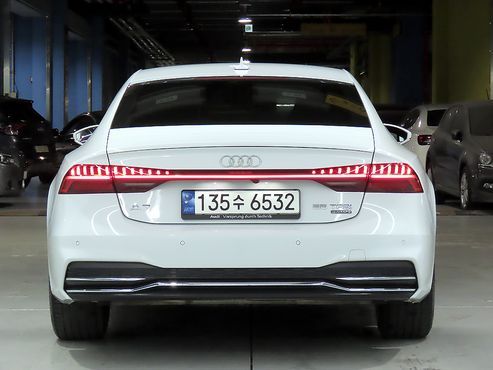 Audi A7 55 TFSI Quattro Premium — пробег 104 327 км — фото 3 из 5