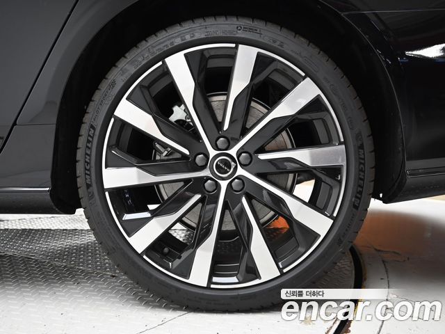 Volvo S90 B5 Ultra Bright — пробег 943 км — фото 5 из 5
