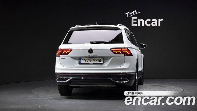 Volkswagen Tiguan 2.0 TSI Prestige — пробег 41 636 км — фото 4 из 5