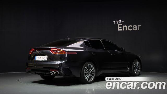 Kia Stinger из Кореи Encar