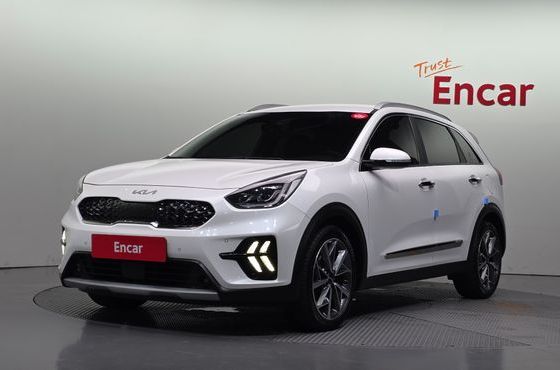 Kia Niro 1.6 HEV Signature — пробег 117 969 км — фото 1 из 5