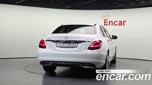 Mercedes-Benz C-Class из Кореи Encar