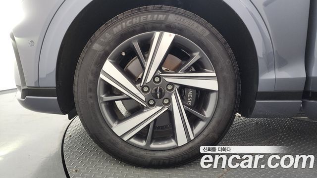 Genesis GV70 из Кореи Encar