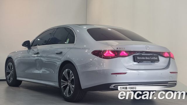Mercedes-Benz E-Class из Кореи Encar